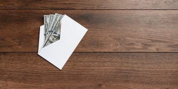 Pacific Power gives grants to organizations, including the Ross Ragland Theater this winter