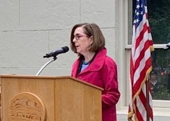 Governor Brown joined the Center for Medicare and Medicaid Services Administrator Chiquita Brooks-LaSure to announce the approval of a Medicaid state plan amendment