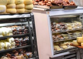 GH Foods NW recalled approximately 106 pounds of ready-to-eat salad with chicken products due to misbranding and undeclared allergens