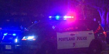 Shooting on Northeast Glisan Street and Northeast 122nd Avenue sends one person to the hospital