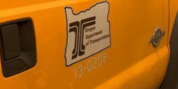 From 9 p.m. Saturday, December 16, through noon Sunday, December 17, northbound I-205 will experience lane reductions and ramp closures in West Linn and Oregon City