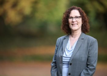 Val Hoyle Returns to Washington to Fight for Oregon’s Interests