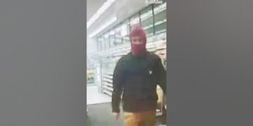 Teen Employee Held at Gunpoint During Robbery at Troutdale Walgreens