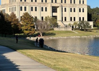 Police Warn Merchants After Suspects Attempt to Use Counterfeit Bills in Seaside and Warrenton