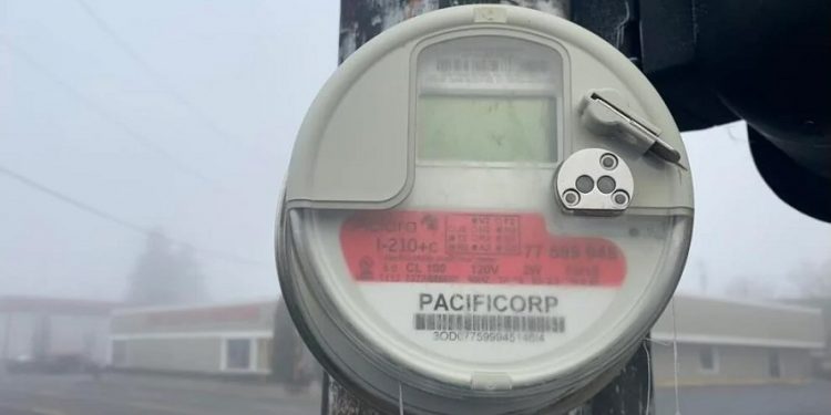 Power Outage Affects Nearly 36,000 in Douglas County, Oregon