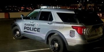 Eugene Man Arrested After Threatening Employee with Knife at 7-Eleven