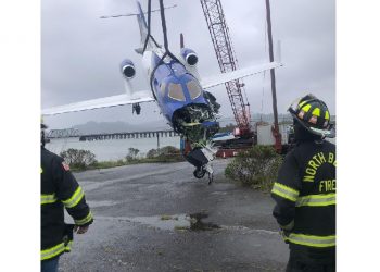 Plane Skids Off Runway at Southwest Oregon Regional Airport, Five Rescued