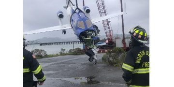Plane Skids Off Runway at Southwest Oregon Regional Airport, Five Rescued
