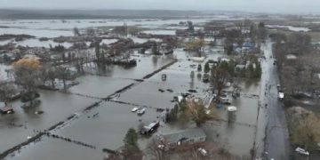Historic Flooding Devastates Southeastern Oregon, Prompting Evacuations and Public Health Concerns