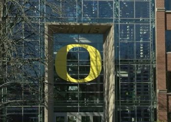 International Students at University of Oregon Have Visas Reinstated After DHS Revocation