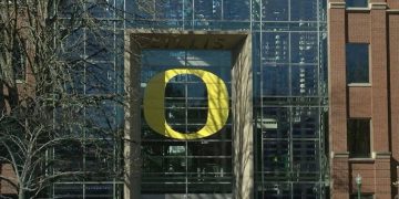 International Students at University of Oregon Have Visas Reinstated After DHS Revocation