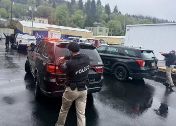 Astoria police officers complete quarterly training on felony stops, building searches and emergency response skills